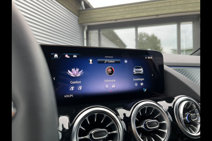 Mercedes-Benz EQA 300 4MATIC Luxury Line 71 kWh