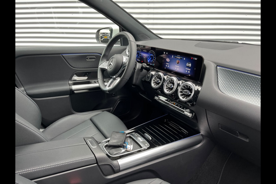Mercedes-Benz EQA 300 4MATIC Luxury Line 71 kWh