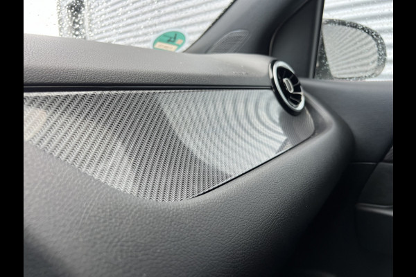 Mercedes-Benz B-Klasse 180 Business Solution AMG