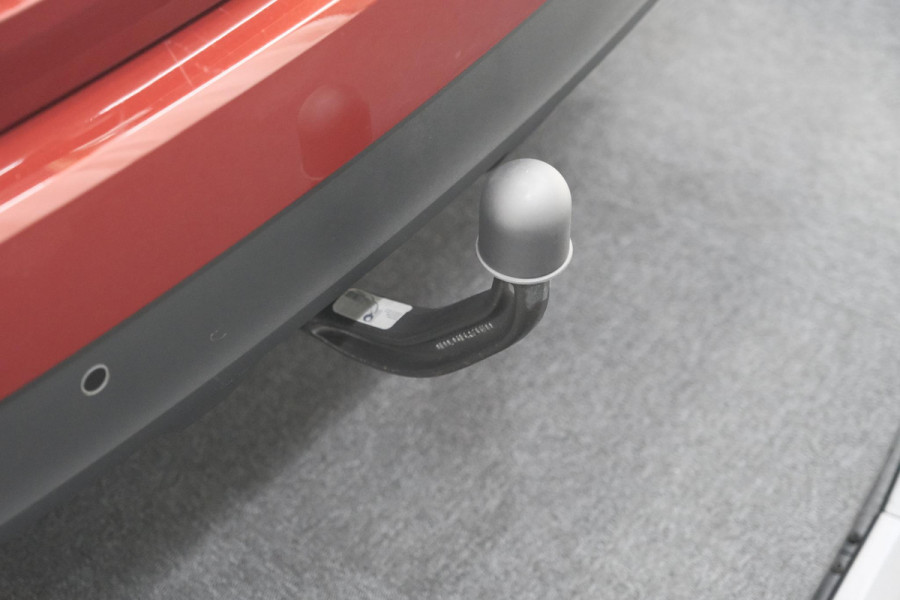 Renault Scénic TCe 140 EDC Limited | Trekhaak | Camera | Apple Carplay | Keyless Entry