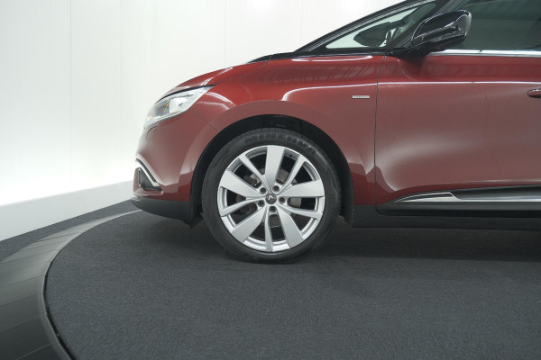 Renault Scénic TCe 140 EDC Limited | Trekhaak | Camera | Apple Carplay | Keyless Entry