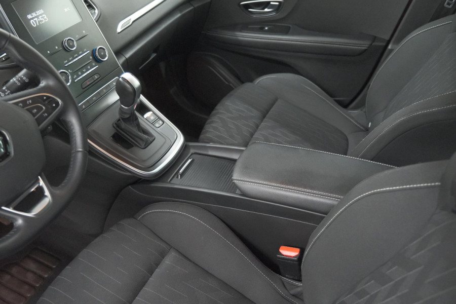 Renault Scénic TCe 140 EDC Limited | Trekhaak | Camera | Apple Carplay | Keyless Entry