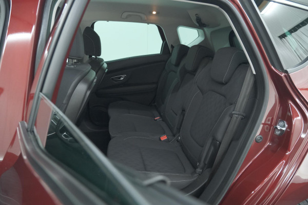 Renault Scénic TCe 140 EDC Limited | Trekhaak | Camera | Apple Carplay | Keyless Entry