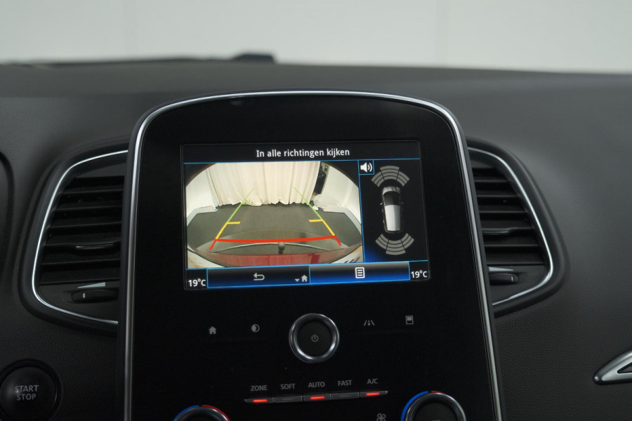 Renault Scénic TCe 140 EDC Limited | Trekhaak | Camera | Apple Carplay | Keyless Entry