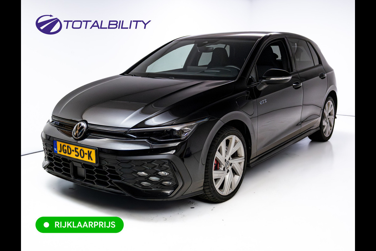 Volkswagen Golf 1.5 eHybrid GTE Black 272 PK automaat | IQ Led | Elec. trekhaak | Headup | Stoel- & stuurverw. | PDC V + A, Camera, App. connect, Navigatie, 131 KM actieradius (WLTP)