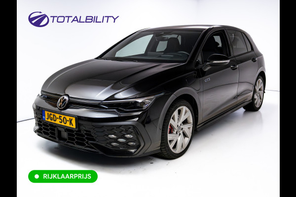 Volkswagen Golf 1.5 eHybrid GTE Black 272 PK automaat | IQ Led | Elec. trekhaak | Headup | Stoel- & stuurverw. | PDC V + A, Camera, App. connect, Navigatie, 131 KM actieradius (WLTP)