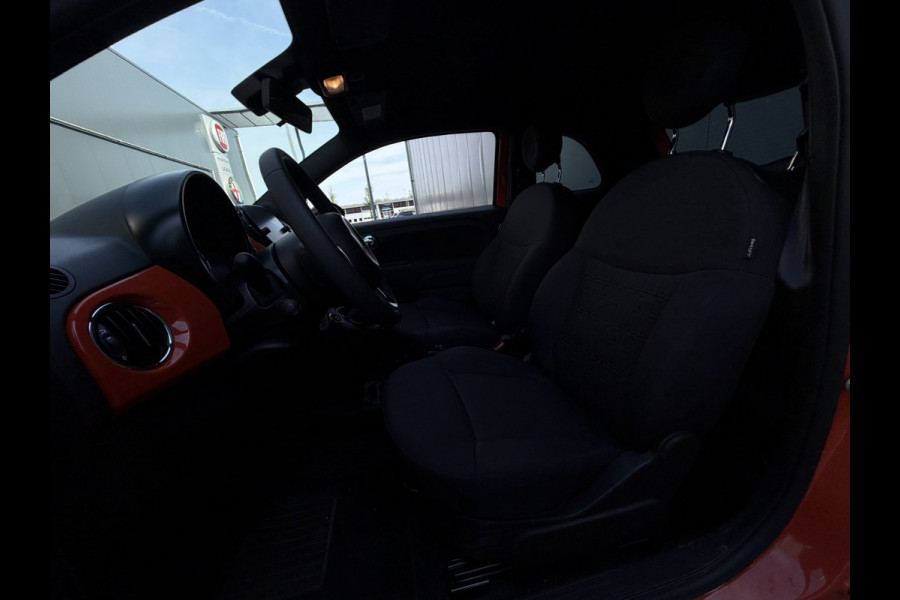 Fiat 500 1.0 Hybrid | Oranje | Apple Carplay/Android Auto | Licht/regensensor | Mistlampen voor