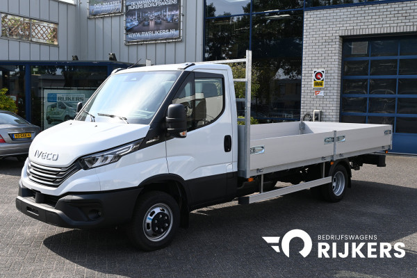 Iveco Daily 35S18 3.0 180 pk Hi-Matic Open laadbak ACC, Geveerde stoel, Apple Carplay/Android Auto