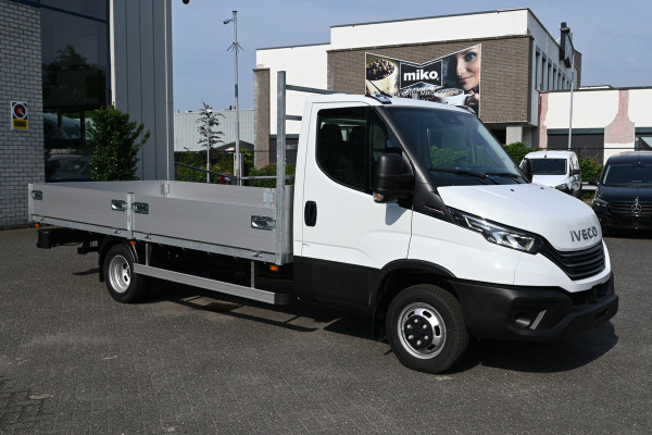 Iveco Daily 35S18 3.0 180 pk Hi-Matic Open laadbak ACC, Geveerde stoel, Apple Carplay/Android Auto