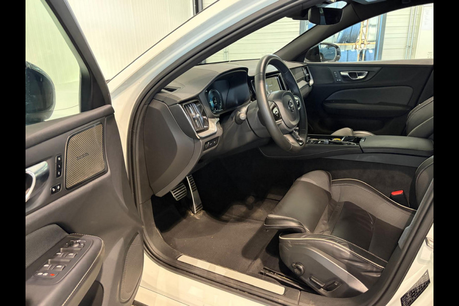 Volvo V60 T6 Aut. Plug-in Hybrid Long Range R-Design Trekhaak Stoelverwarming 350pk
