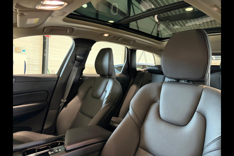 Volvo XC60 T6 Aut. Long Range Ultimate Dark ACC Stoelverwarming 350pk
