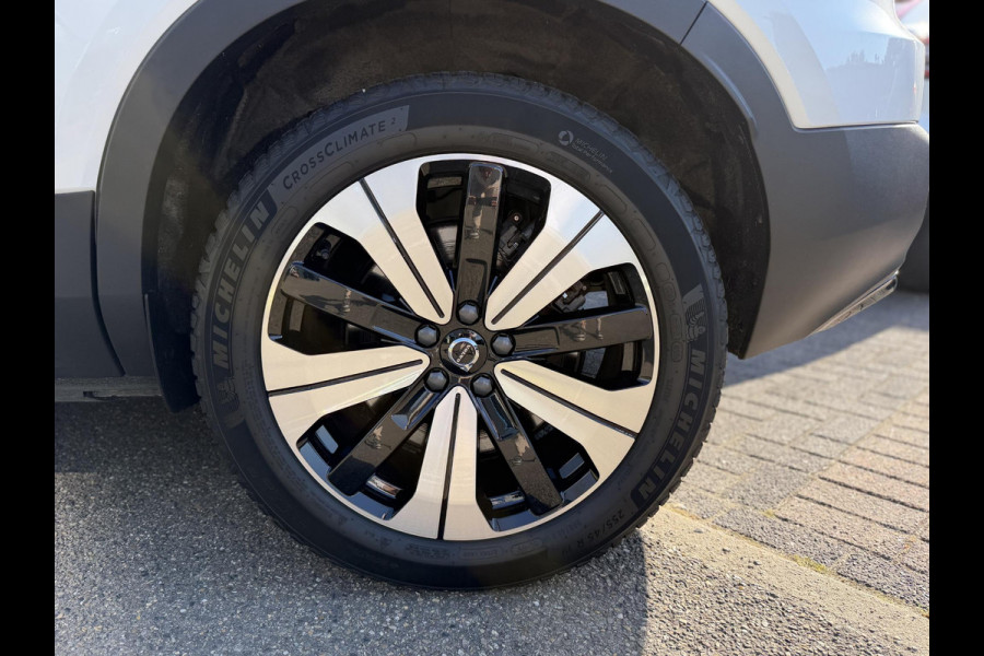 Volvo XC40 Recharge Core 70 kWh VAN: 32.900,- VOOR: 30.877,- UW WKVOORDEEL: 2.023,- | SOH 94% | VOLVO DEALER ONDERHOUDEN| ACHTERUITRIJCAMERA|