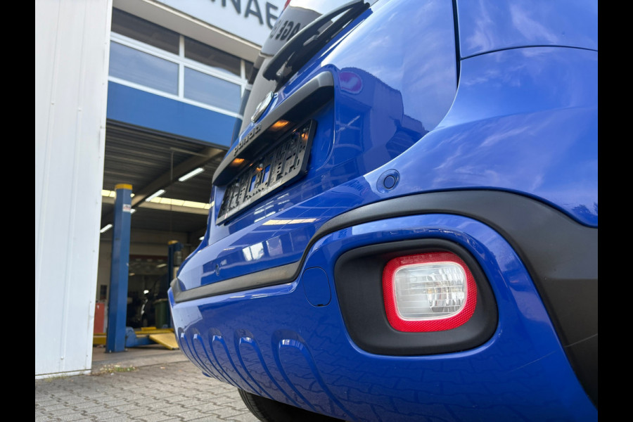 Fiat Panda 1.2 City Cross Waze