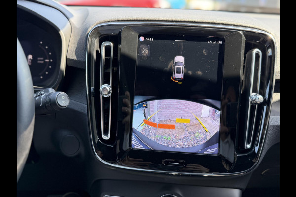 Volvo XC40 Recharge Core 70 kWh VAN: 32.900,- VOOR: 30.877,- UW WKVOORDEEL: 2.023,- | SOH 96% | VOLVO DEALER ONDERHOUDEN| ACHTERUITRIJCAMERA| WARMTEPOMP| STOEL + STUURVERWARMING