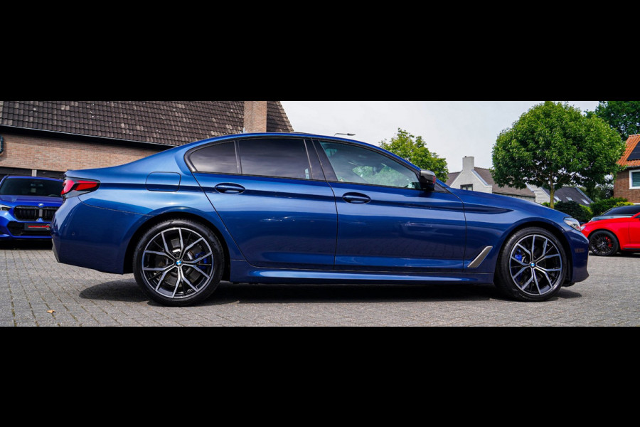 BMW 5 Serie M550i xDrive Business Edition Plus | Head up Display | Stoelverkoeling | Massage | Harman\/Kardon | 360 Camera