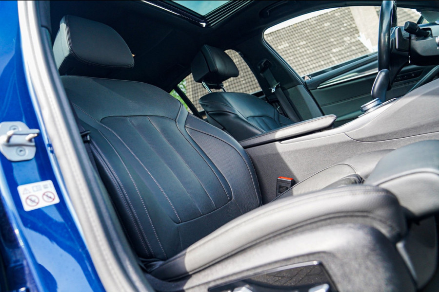 BMW 5 Serie M550i xDrive Business Edition Plus | Head up Display | Stoelverkoeling | Massage | Harman\/Kardon | 360 Camera