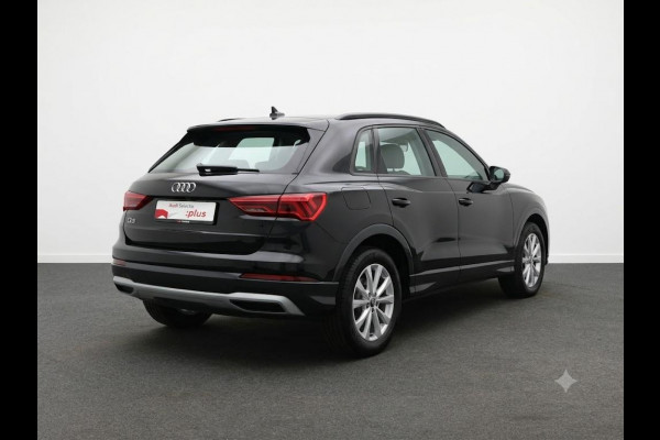 Audi Q3 35 TFSI Pro Line 150pk | Navigatie | Lederen bekleding | Elektrisch verstelbare voorstoelen | Parkeersensoren voor en achter |