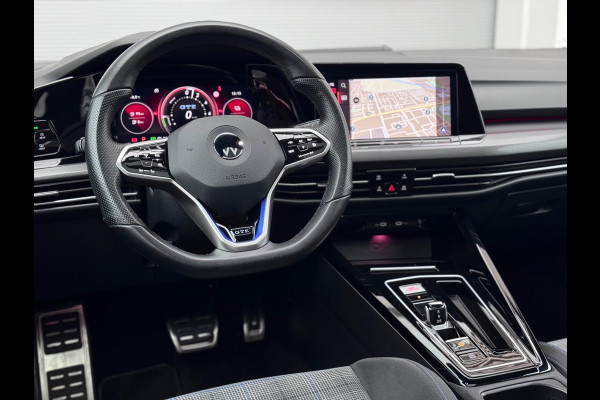 Volkswagen Golf 1.4 eHybrid GTE Pano/HuD/Blindspot