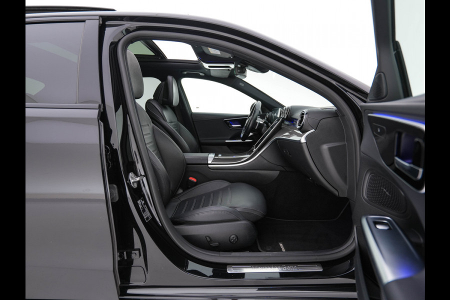 Mercedes-Benz C-Klasse 180 AMG Line MHEV (INCL-BTW) *PANO | LEATHER | FULL-LED | DIGI-COCKPIT | HEATED-SPORTSEATS | BLINDSPOT | CAMERA | DAB | AMBIENTLIGHT | SHIFTPADDLES | PRIVACY-GLASS | ECC | PDC | CRUISE | CARPLAY | CARBON-INLAY