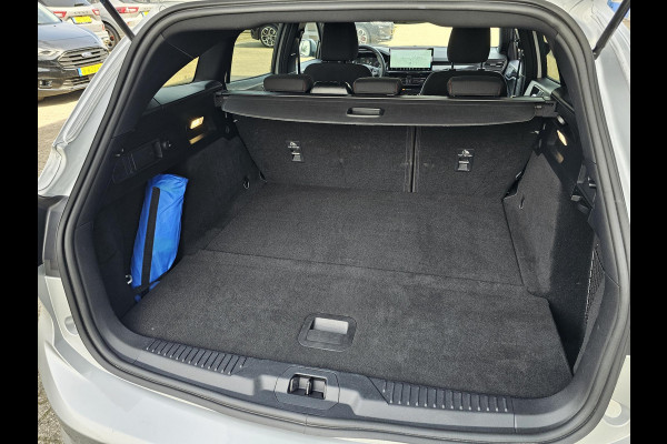 Ford FOCUS Wagon 1.0 EcoBoost Hybrid ST Line | Moondust Silver | Winter Pack | Driver Assistance Pack | NL Auto |