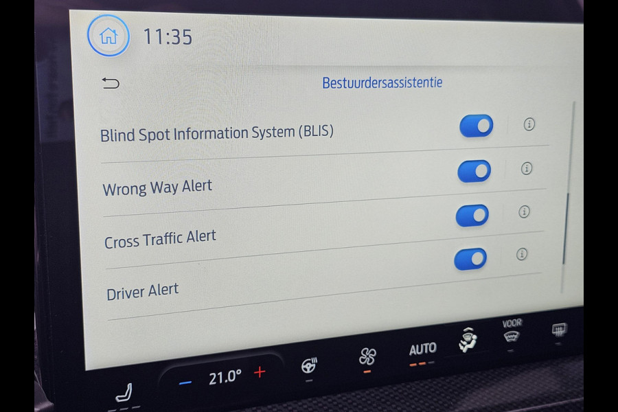 Ford FOCUS Wagon 1.0 EcoBoost Hybrid ST Line | Moondust Silver | Winter Pack | Driver Assistance Pack | NL Auto |