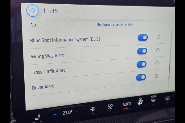 Ford FOCUS Wagon 1.0 EcoBoost Hybrid ST Line | Moondust Silver | Winter Pack | Driver Assistance Pack | NL Auto |