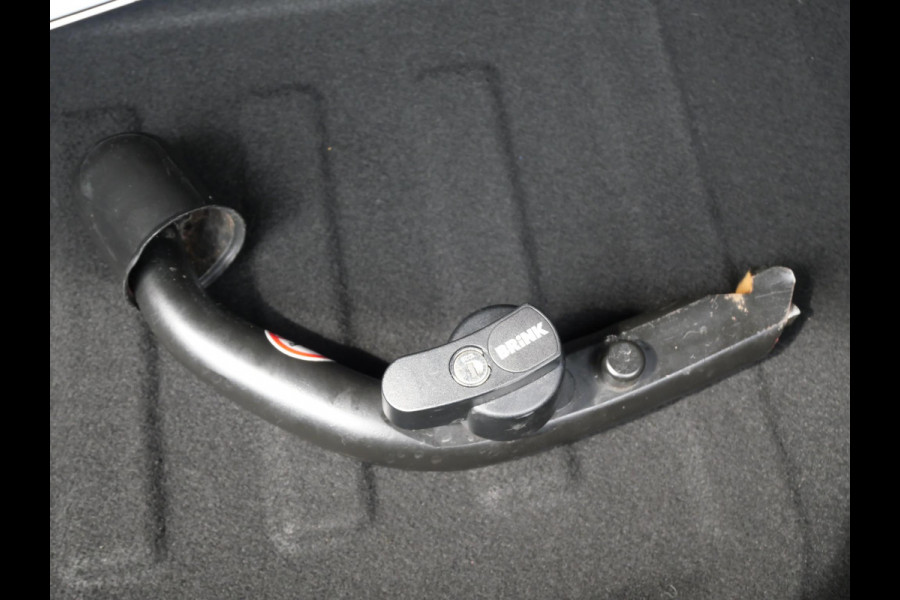 Kia Picanto 1.0 DPi DynamicLine | Trekhaak | Camera | 14''LM | Carplay | Airco | Cruise |