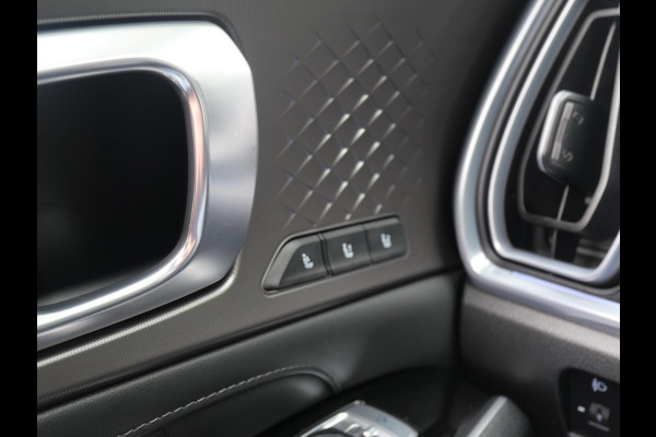 Kia Sorento 1.6 T-GDi Plug-in Hybrid 4WD ExecutiveLine 7p | Side Steps | Schuif-kanteldak | Stoelverwarming-ventilatie | Carplay | keyless |