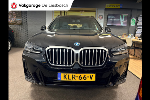 BMW X3 XDrive30e High Executive M-sport / panoramadak / head-up / Leder-sportstoelen / cruisecontrol / led