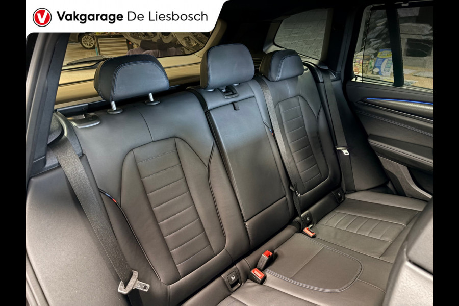 BMW X3 XDrive30e High Executive M-sport / panoramadak / head-up / Leder-sportstoelen / cruisecontrol / led