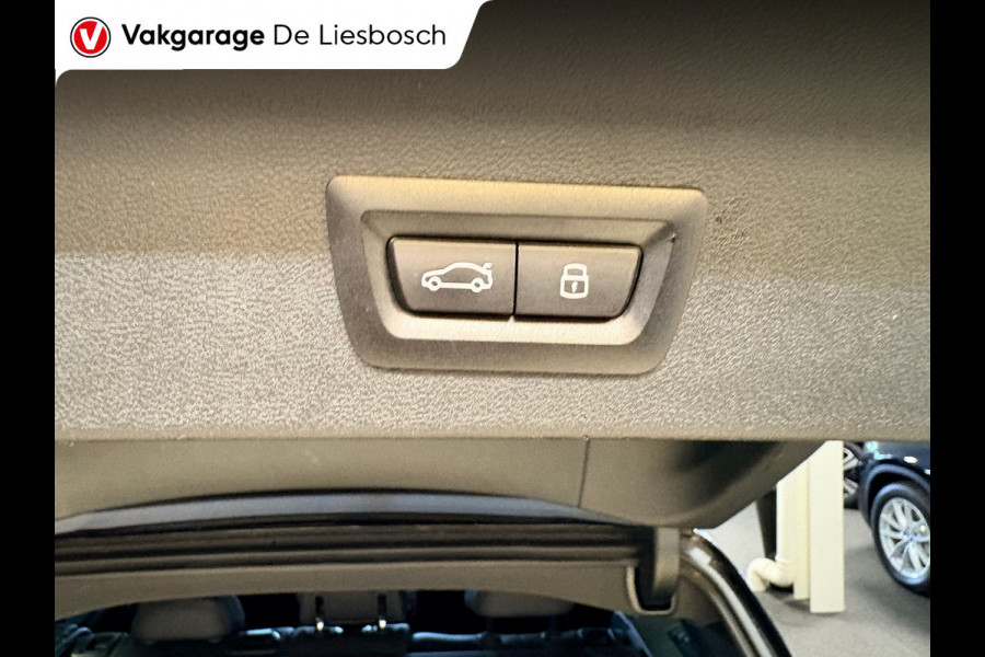 BMW X3 XDrive30e High Executive M-sport / panoramadak / head-up / Leder-sportstoelen / cruisecontrol / led