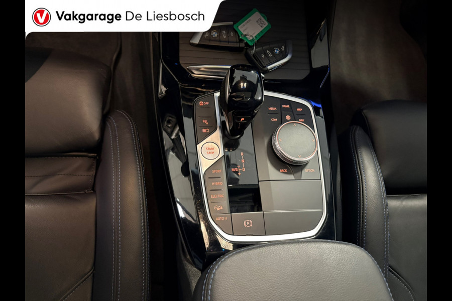 BMW X3 XDrive30e High Executive M-sport / panoramadak / head-up / Leder-sportstoelen / cruisecontrol / led