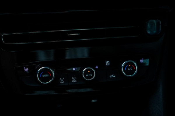 Opel Mokka Electric Elegance 50-kWh 11kw bl. / Winterpakket / Driver Assistance / Navi / 1e Eig