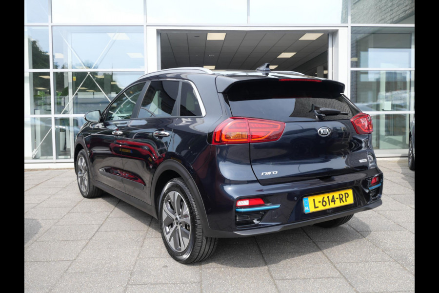 Kia e-Niro ExecutiveLine 64 kWh | SOH 95,1% | Trekhaak | Schuif-kanteldak | Stoelverwarming-ventilatie | Keyless | Navi | Carplay |