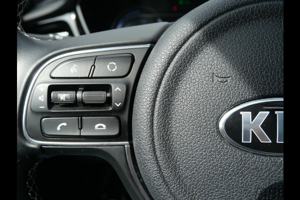 Kia e-Niro ExecutiveLine 64 kWh | SOH 95,1% | Trekhaak | Schuif-kanteldak | Stoelverwarming-ventilatie | Keyless | Navi | Carplay |
