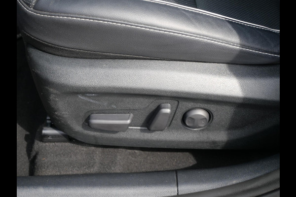 Kia e-Niro ExecutiveLine 64 kWh | SOH 95,1% | Trekhaak | Schuif-kanteldak | Stoelverwarming-ventilatie | Keyless | Navi | Carplay |