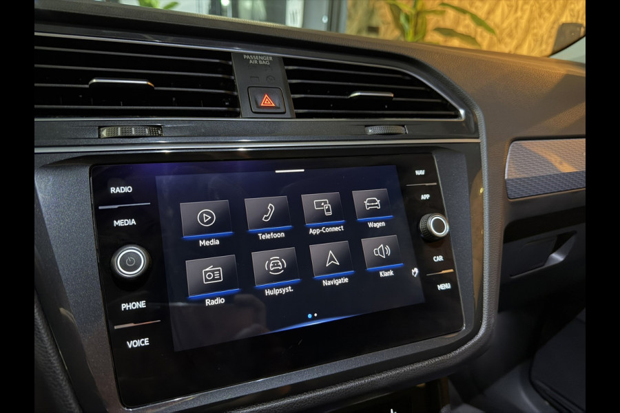 Volkswagen Tiguan 1.5 TSI Life Business Facelift|Virtual Cockpit|IQ.Light|ACC|CarPlay|Camera|Keyless|Elektr. Achterklep|Rijklaar