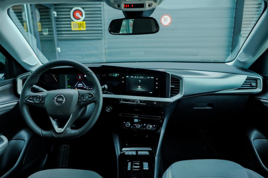 Opel Mokka-e Edition 50 kWh / Warmtepomp / Adaptive Cruise / 1 Eigenaar