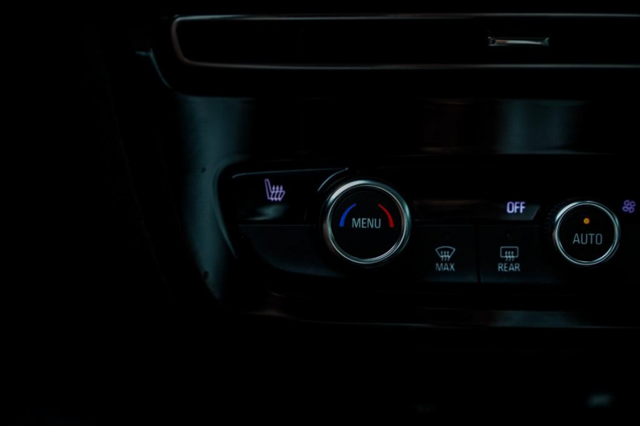 Opel Mokka-e Edition 50 kWh / Warmtepomp / Adaptive Cruise / 1 Eigenaar