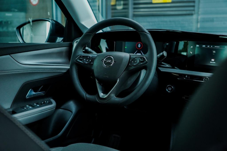 Opel Mokka-e Edition 50 kWh / Warmtepomp / Adaptive Cruise / 1 Eigenaar