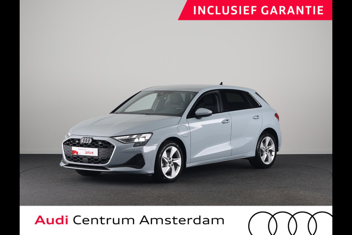 Audi A3 Sportback 40 TFSI e Advanced edition 204 pk S-tronic | Private Lease € 647,00 per maand* | Verlengde garantie | Navigatie | Parkeersensoren (Park assist) | Achteruitrijcamera | Adaptieve cruise control | Stoelverwarming |