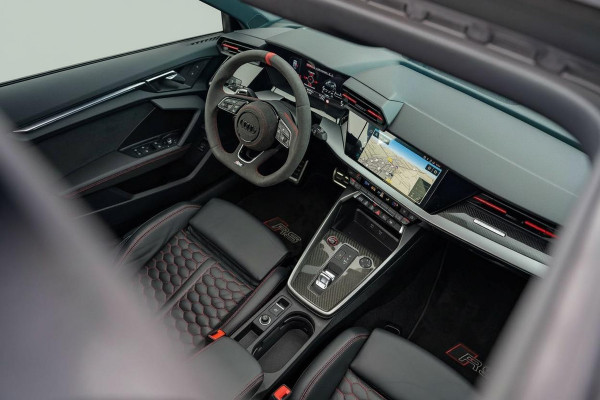 Audi A3 Sportback 2.5 TFSI RS 3 quattro |530pk|Pano|Carbon|Matrix