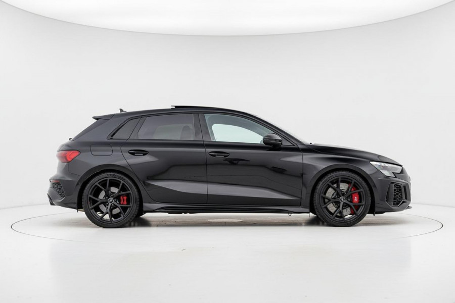 Audi A3 Sportback 2.5 TFSI RS 3 quattro |530pk|Pano|Carbon|Matrix
