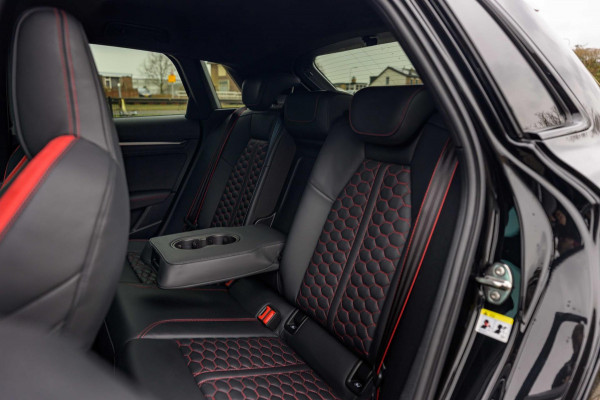 Audi A3 Sportback 2.5 TFSI RS 3 quattro |530pk|Pano|Carbon|Matrix
