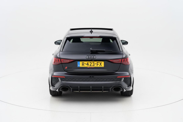 Audi A3 Sportback 2.5 TFSI RS 3 quattro |530pk|Pano|Carbon|Matrix