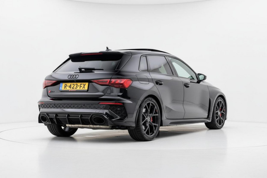 Audi A3 Sportback 2.5 TFSI RS 3 quattro |530pk|Pano|Carbon|Matrix