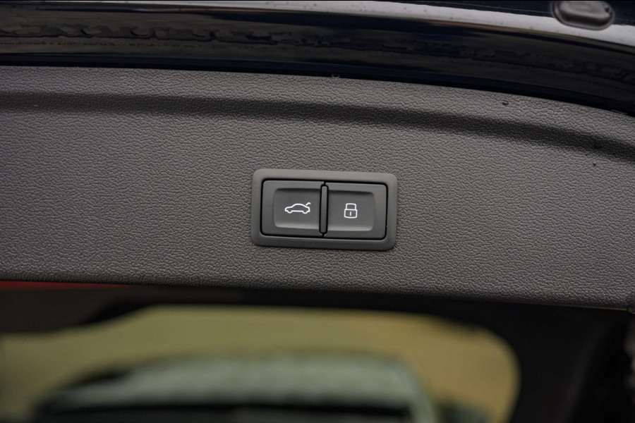 Audi A3 Sportback 2.5 TFSI RS 3 quattro |530pk|Pano|Carbon|Matrix