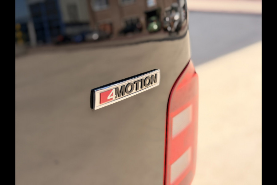 Volkswagen Transporter L2H1 DC 150PK 4Motion DSG 2x schuifdeur