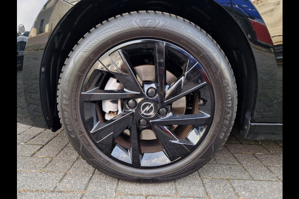 Opel Corsa 1.2 EAT8 101PK Black on Black /Led /Camera