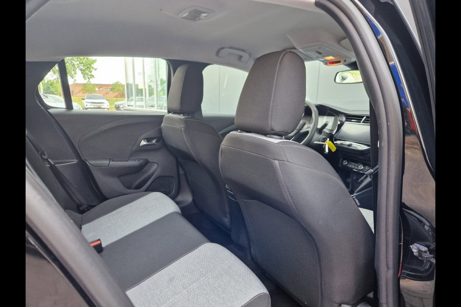 Opel Corsa 1.2 EAT8 101PK Black on Black /Led /Camera